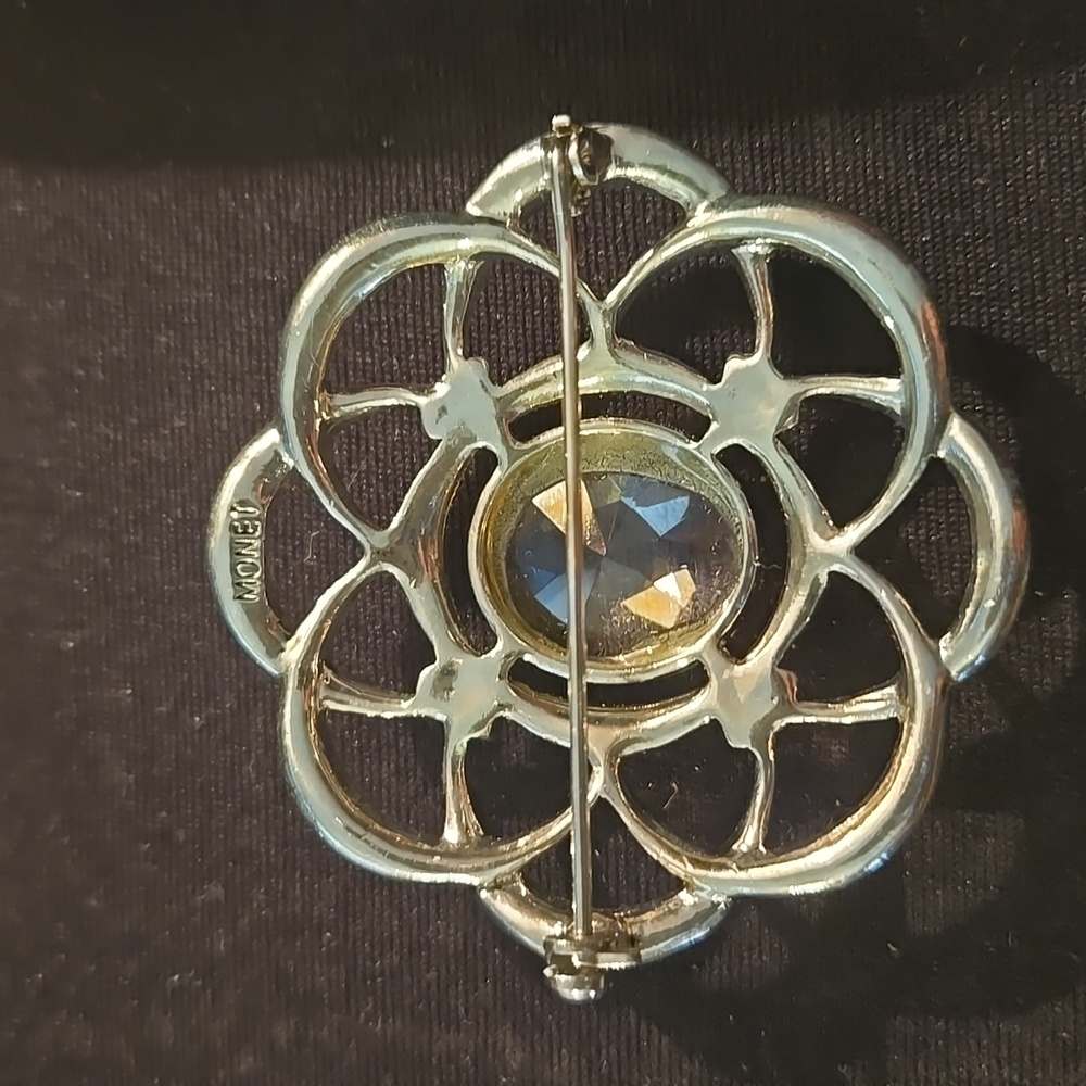 Vintage Monet Rhinestones & Silver Tone Geometric Floral Brooch - Picture 6 of 7